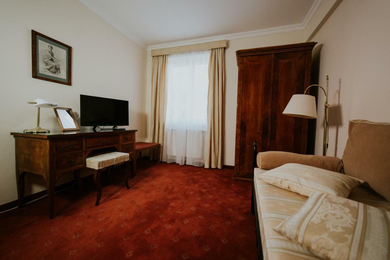 Hotel La Residenza Τιμισοάρα Εξωτερικό φωτογραφία