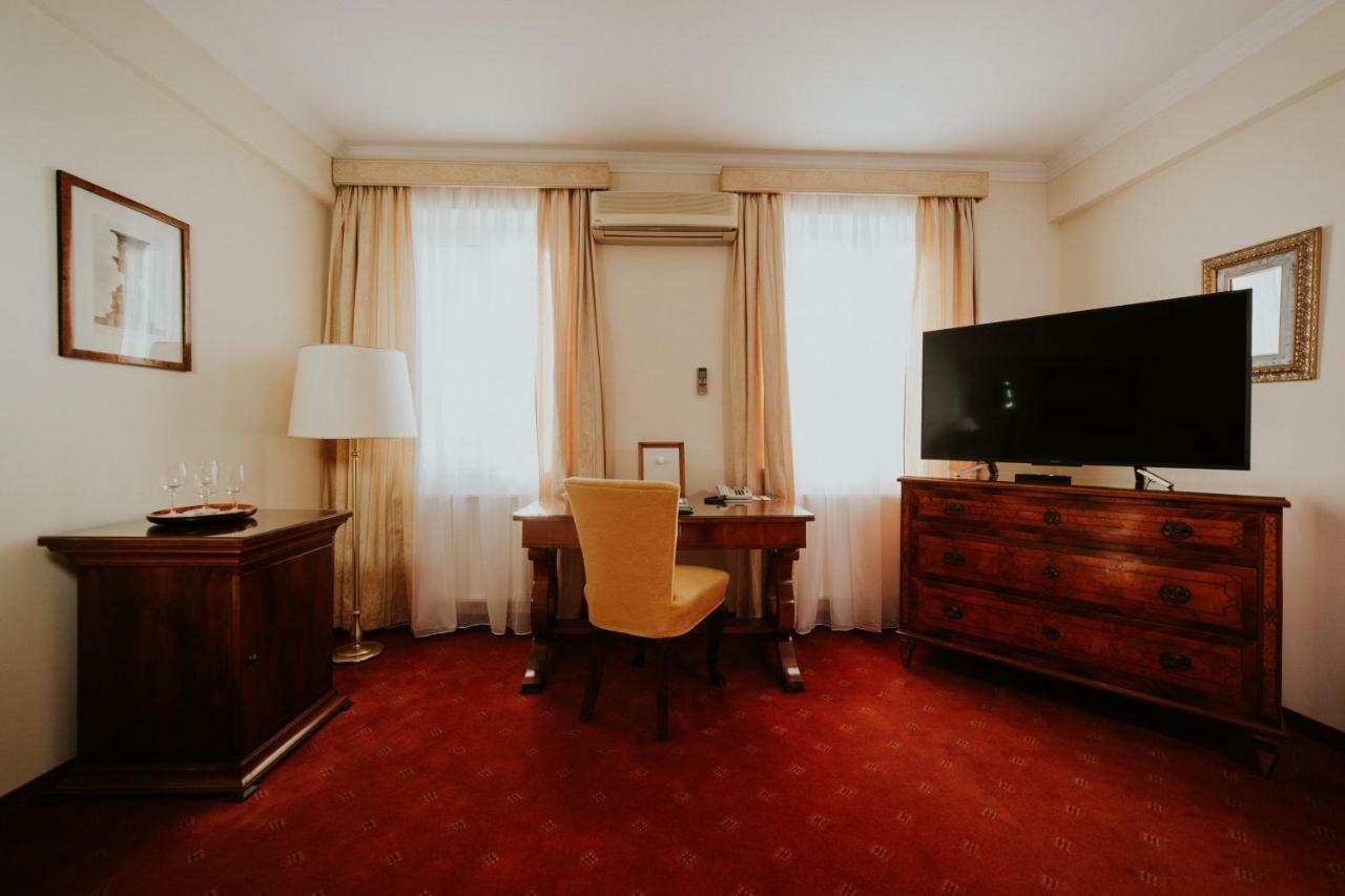 Hotel La Residenza Τιμισοάρα Εξωτερικό φωτογραφία